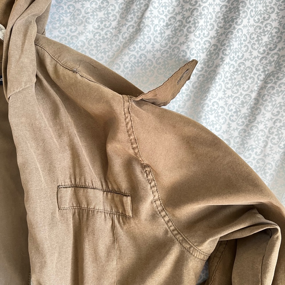 Light Jacket - image 6